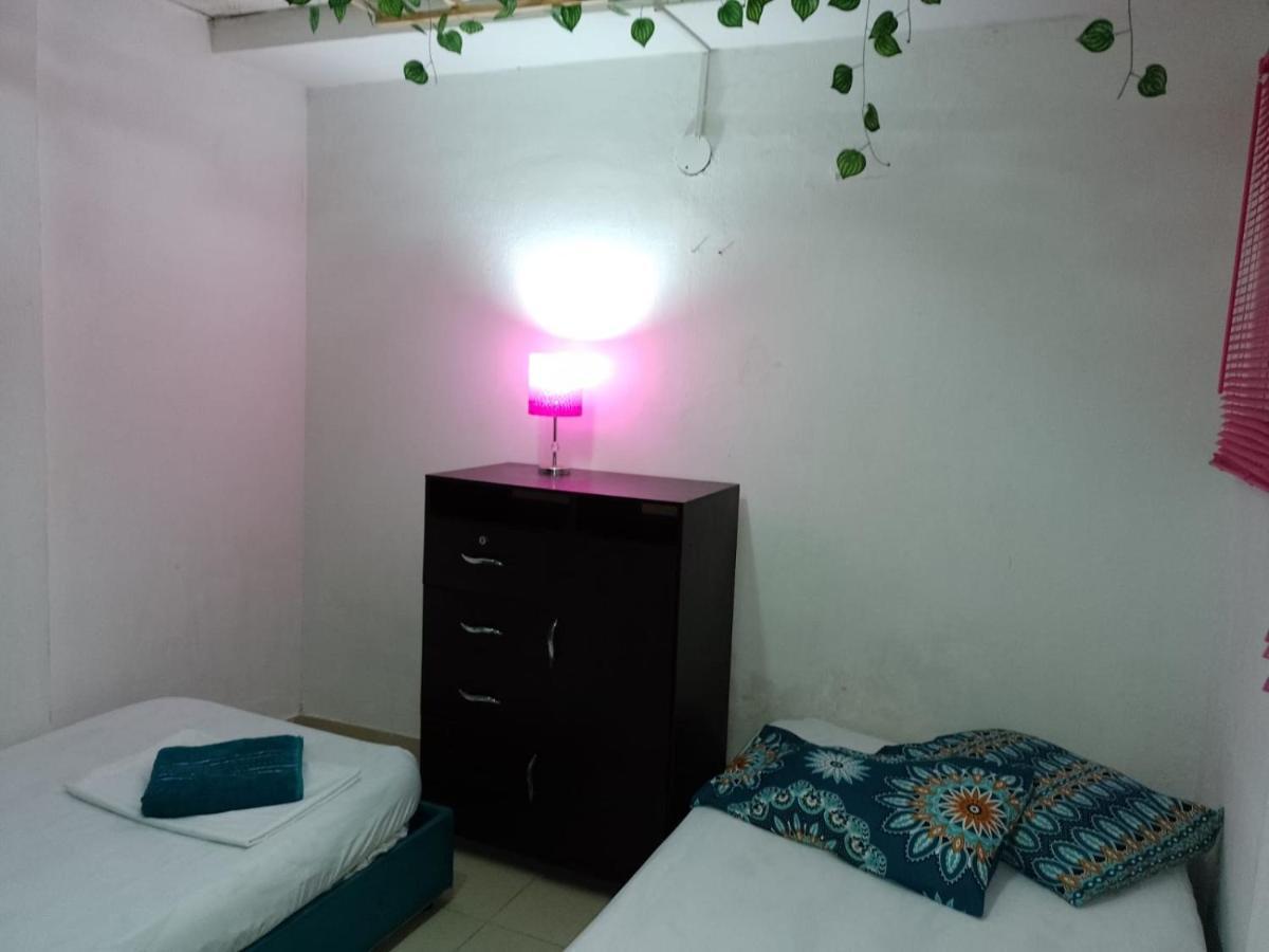 شقة Cartagena  في Cat Family Lodging المظهر الخارجي الصورة
