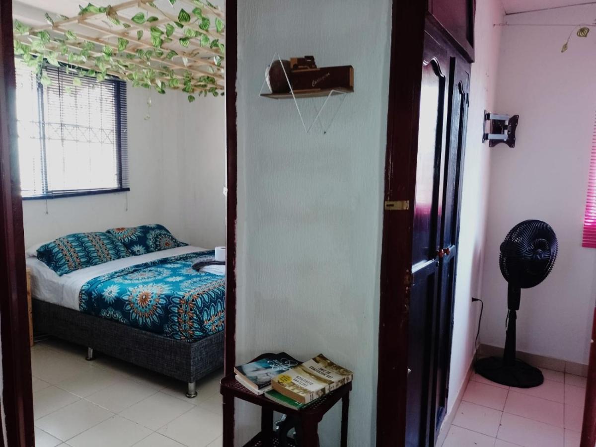 شقة Cartagena  في Cat Family Lodging المظهر الخارجي الصورة